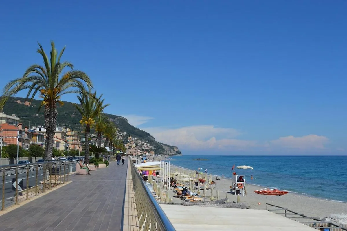 LoVa apartment Pietra Ligure
