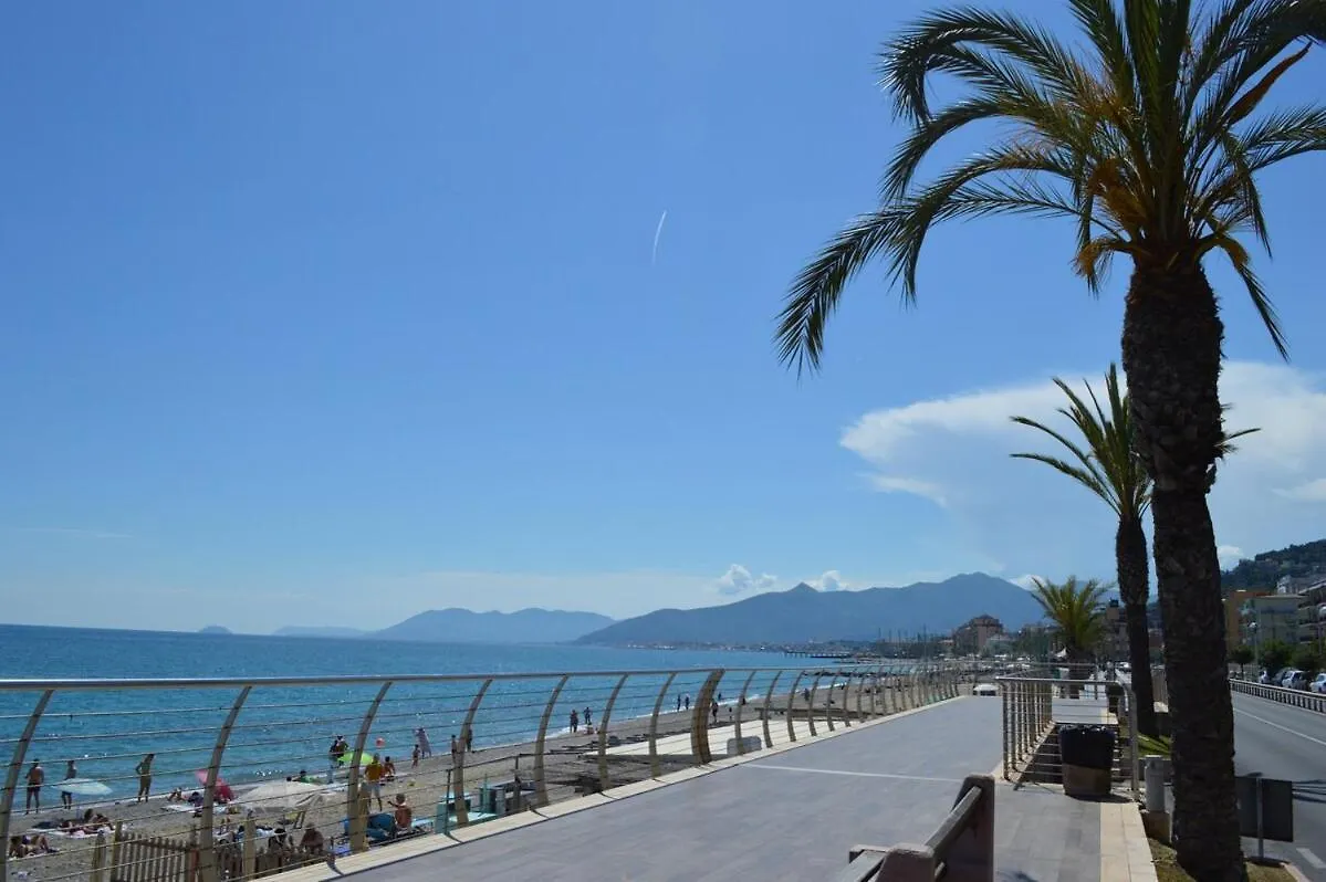 LoVa apartment Pietra Ligure